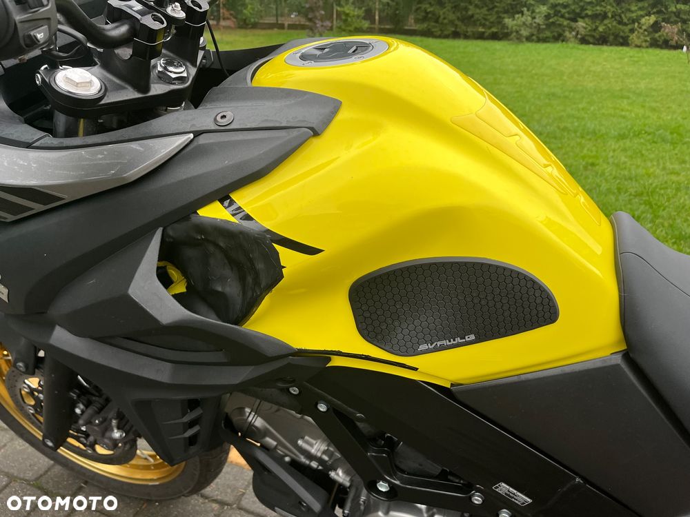 Suzuki V-STROM - 6