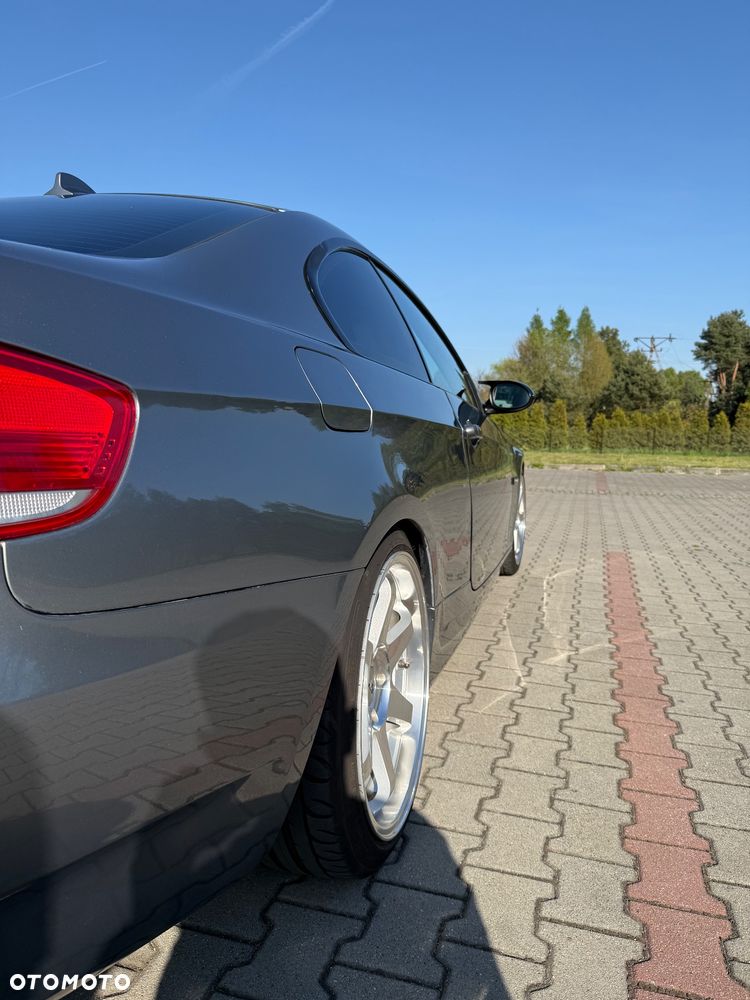BMW Seria 3 320i - 6
