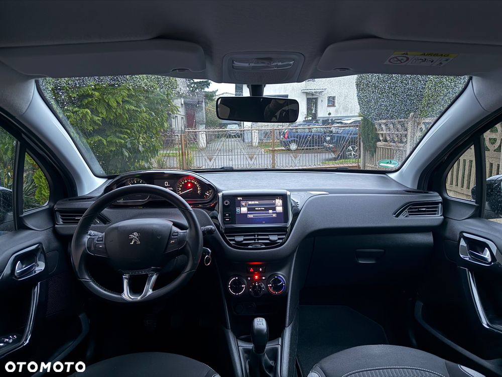 Peugeot 208 1.2 PureTech Active - 8