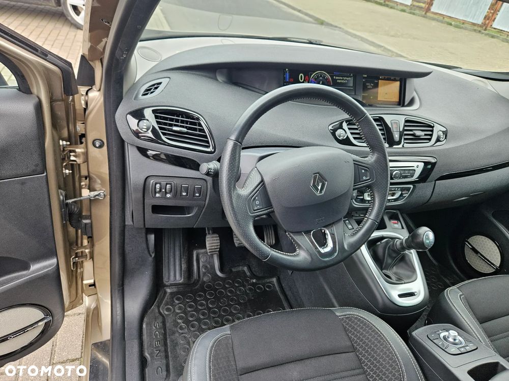 Renault Scenic ENERGY TCe 115 Bose Edition - 18