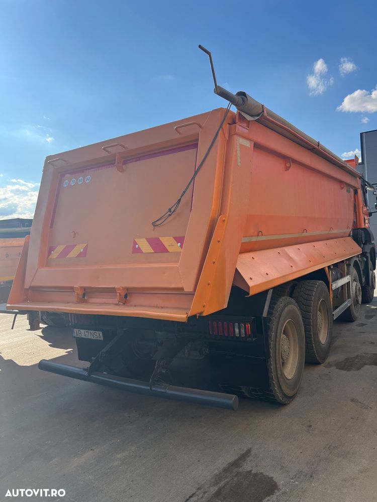 Ford 4142 D - 3