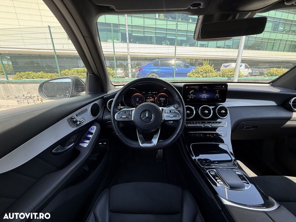 Mercedes-Benz GLC 300 e 4MATIC - 23