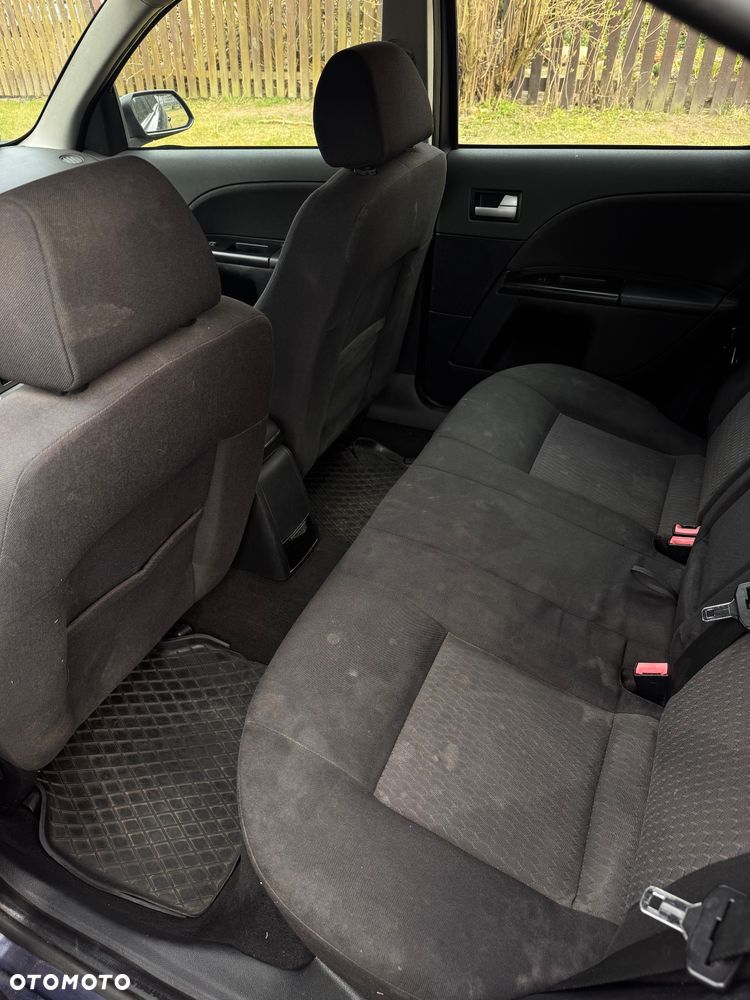 Ford Mondeo 2.0 TDDi Trend - 10