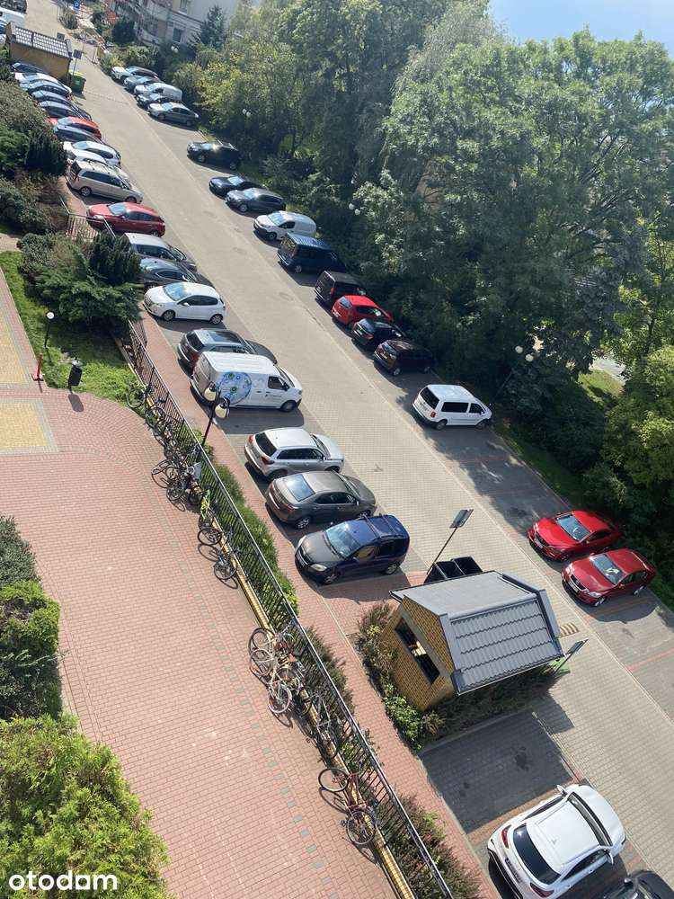 62,8 m² w Ursusie ze stałą zabudową. Urządź je po swojemu !
