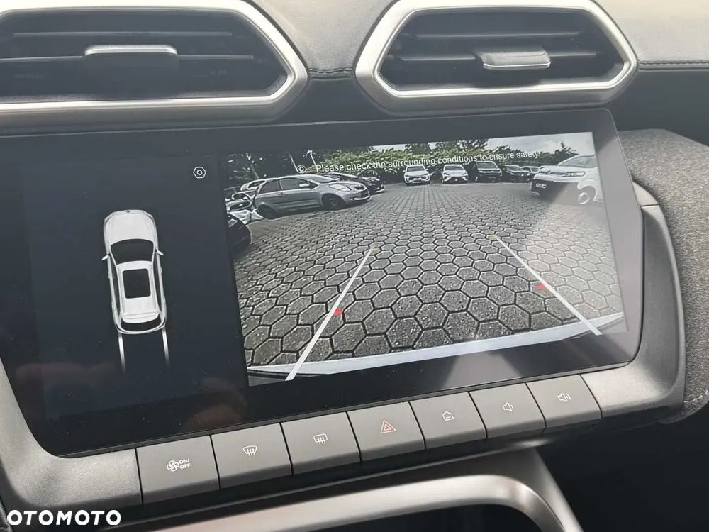 MG ZS Hybrid+ - 9