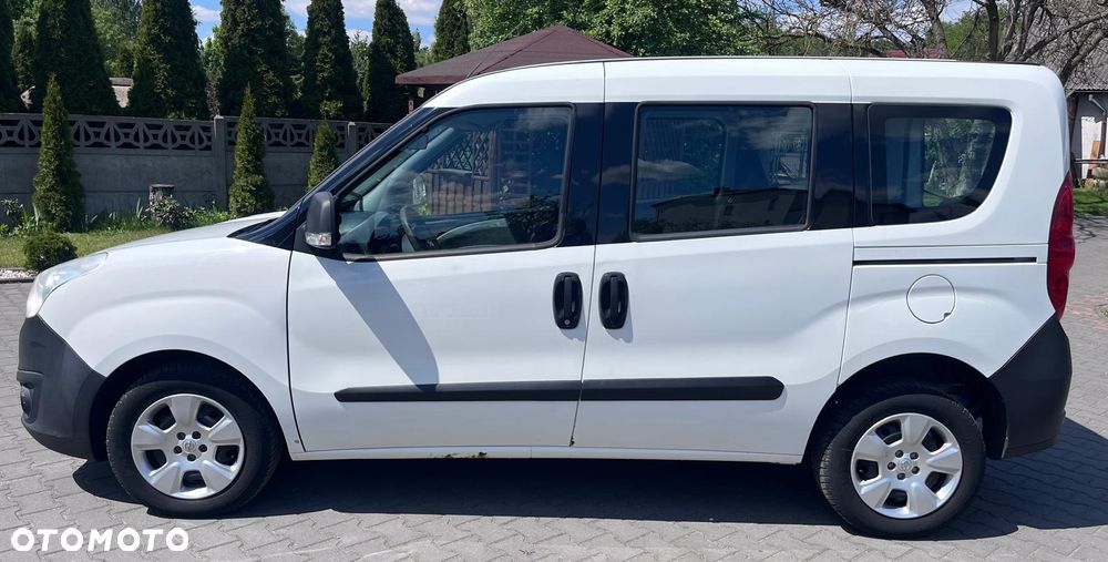 Opel Combo 1.6 CDTI Cosmo - 2