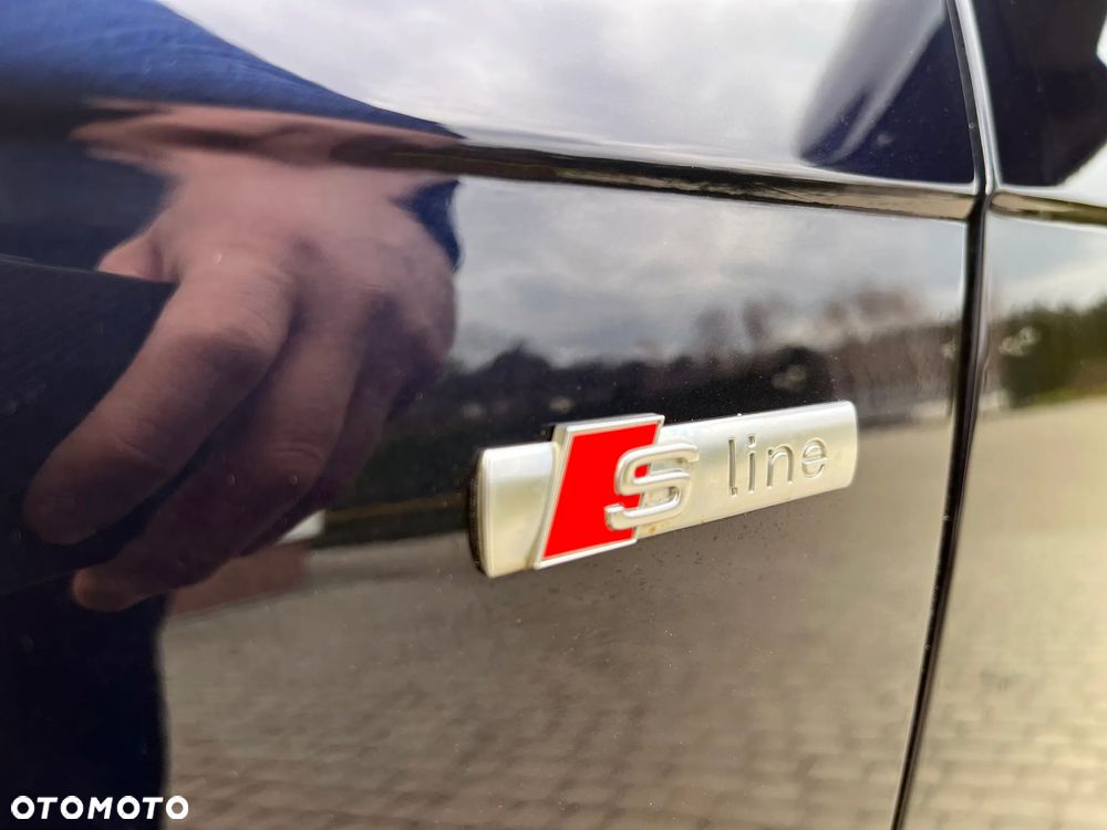 Audi A3 Sportback 2.0 TDI DPF Ambiente - 25