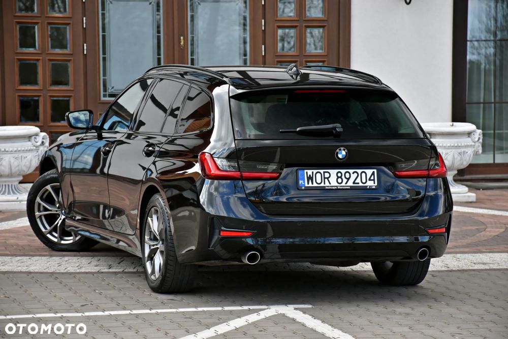 BMW Seria 3 320d Edition M Sport Shadow - 13