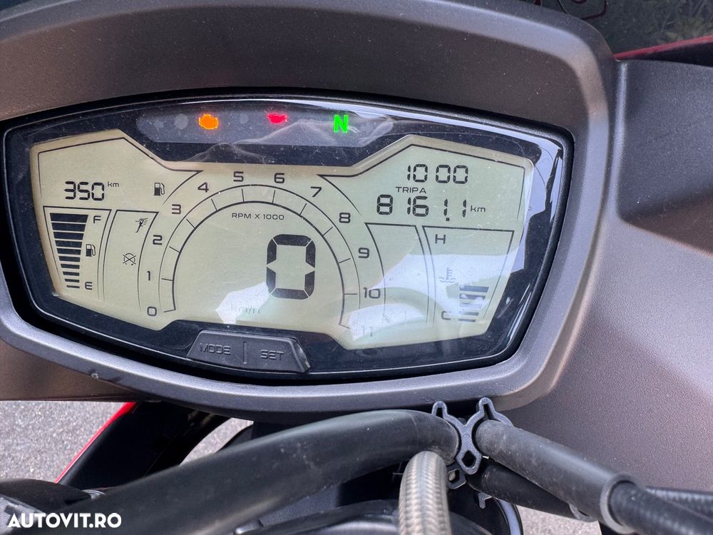Aprilia Tuono - 6