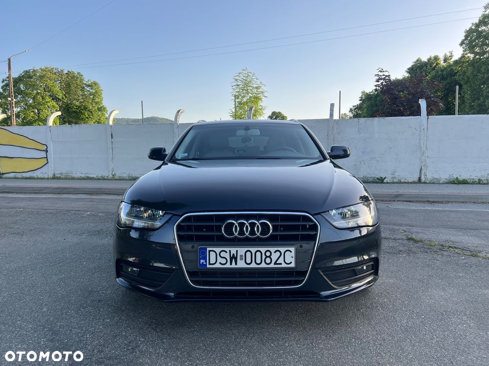 Audi A4 Avant - 1