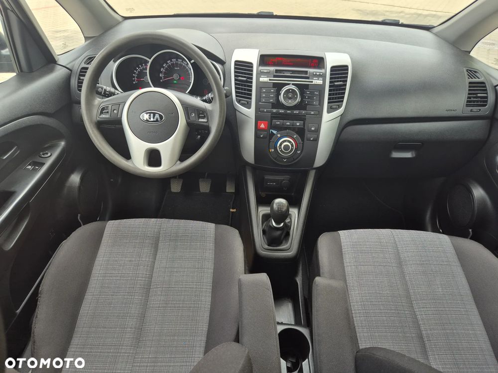 Kia Venga 1.6 Business Line - 25