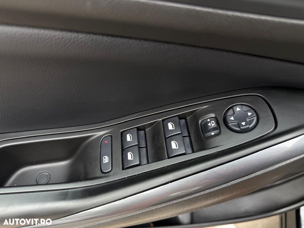 Opel Grandland X 1.2 Start/Stop Automatik INNOVATION - 10