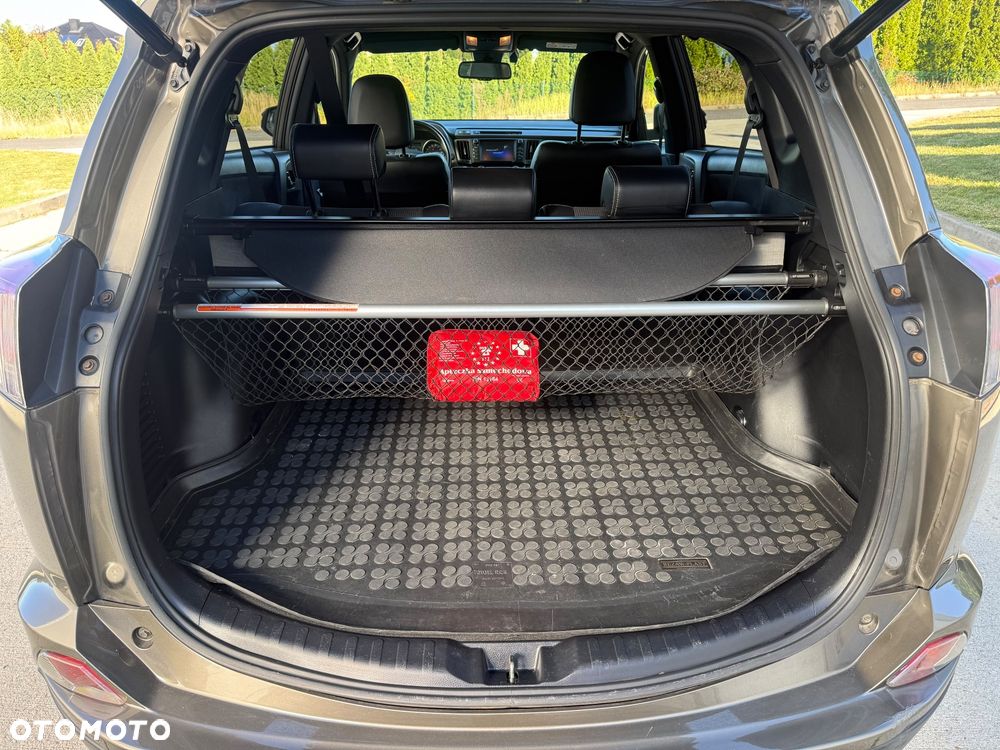 Toyota RAV4 - 26