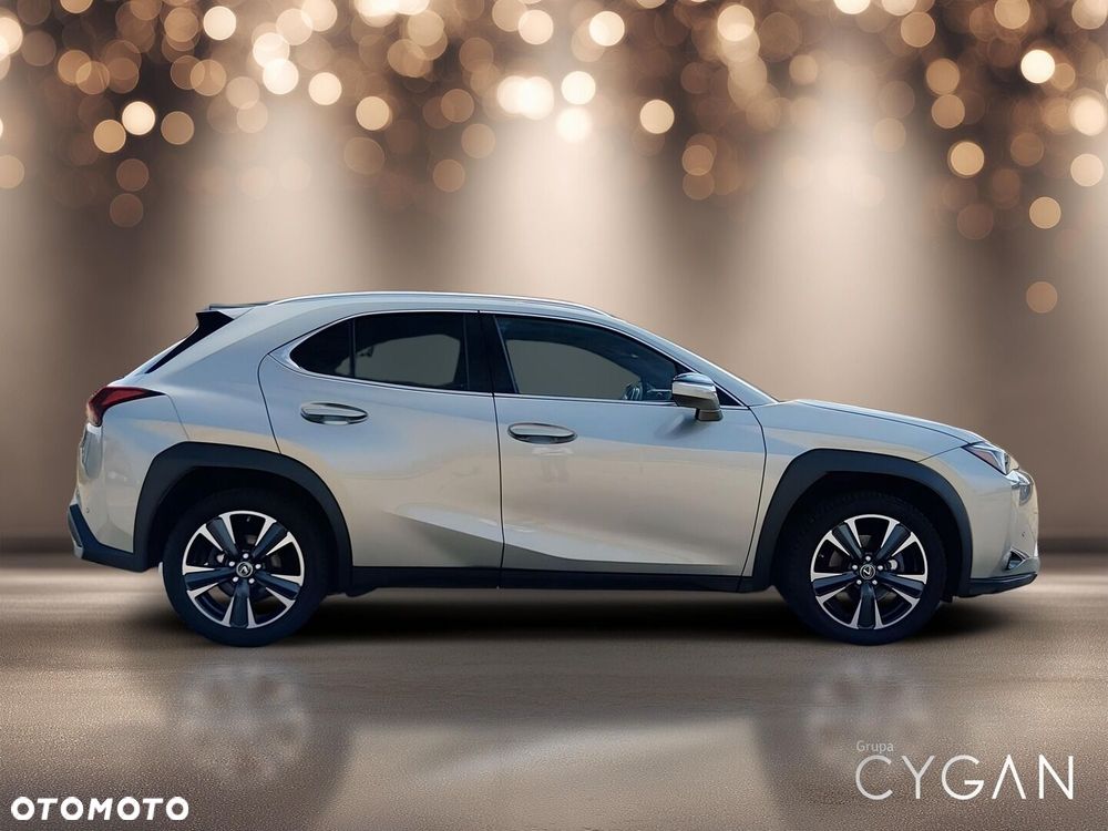 Lexus UX 250h GPF Business 2WD - 8