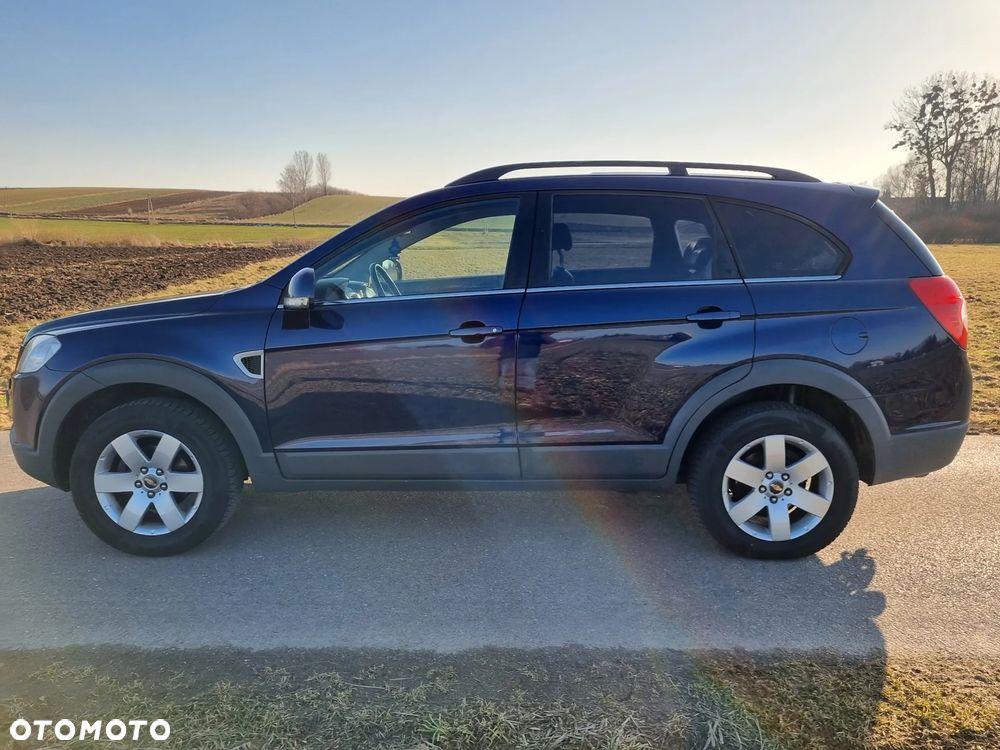 Chevrolet Captiva 2.4 4WD 7 Sitzer LT - 10