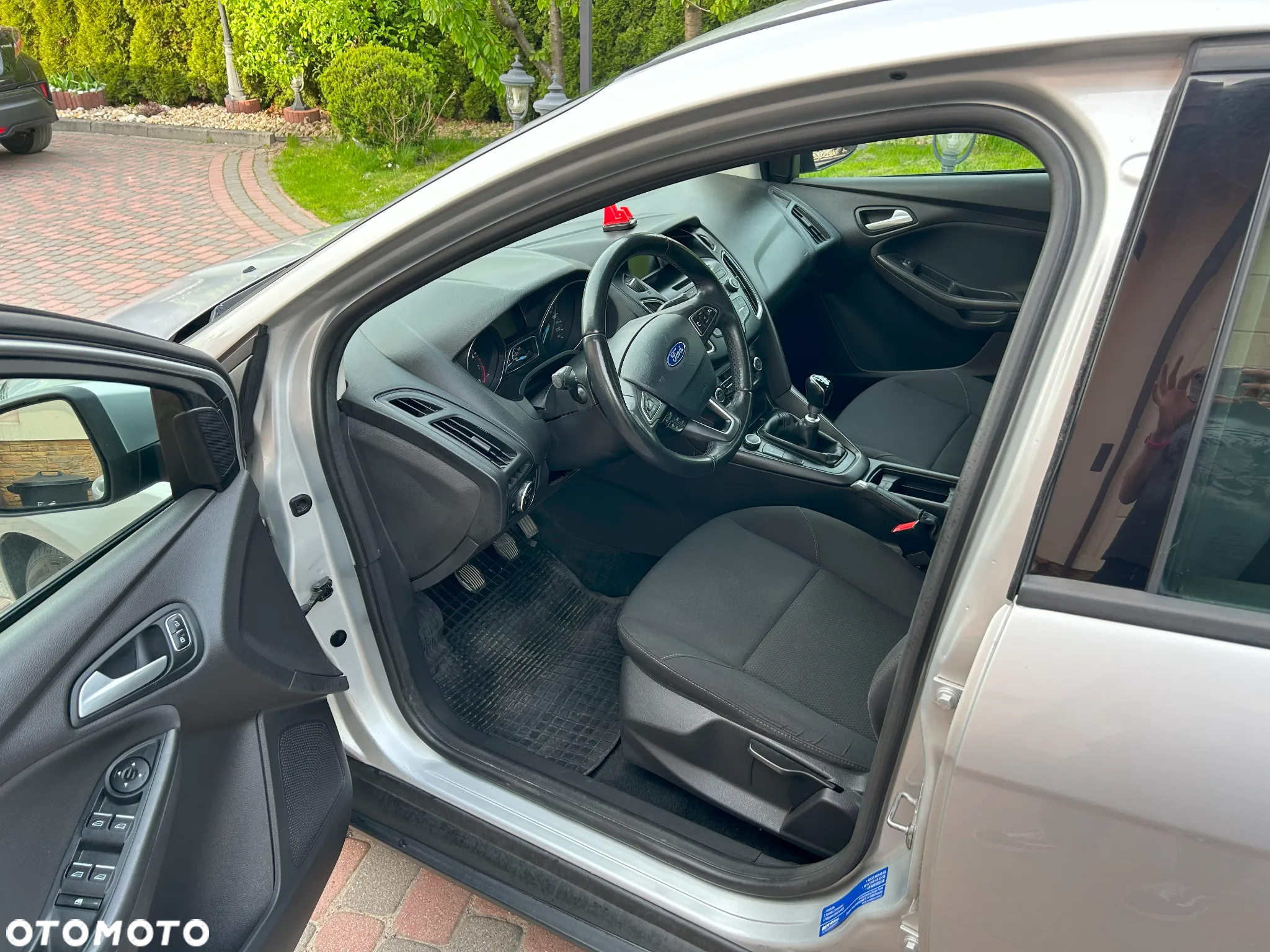 Ford Focus - 8