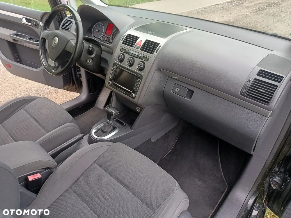 Volkswagen Touran 1.4 TSI DSG Highline - 16