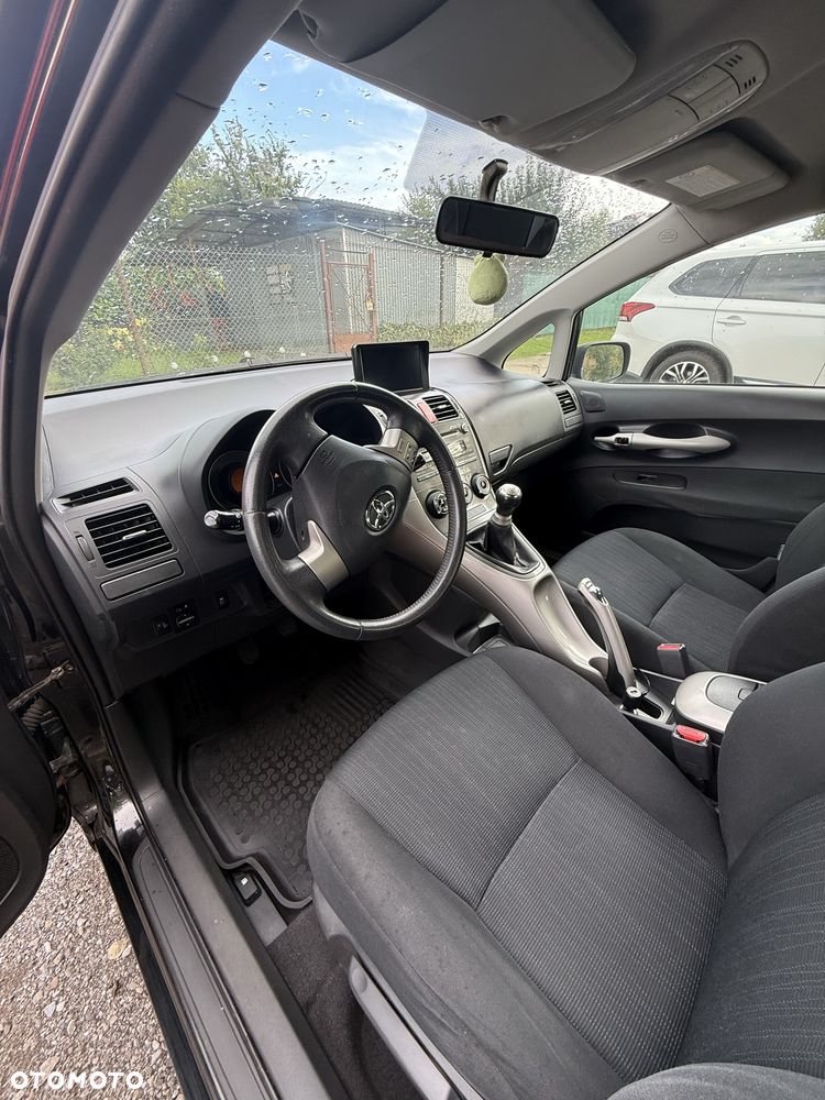 Toyota Auris - 7