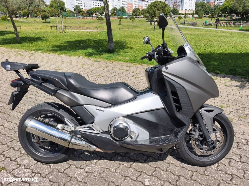 Honda Integra 750 - 14