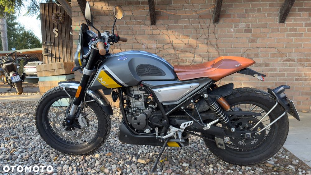 Mondial HPS 125 - 3