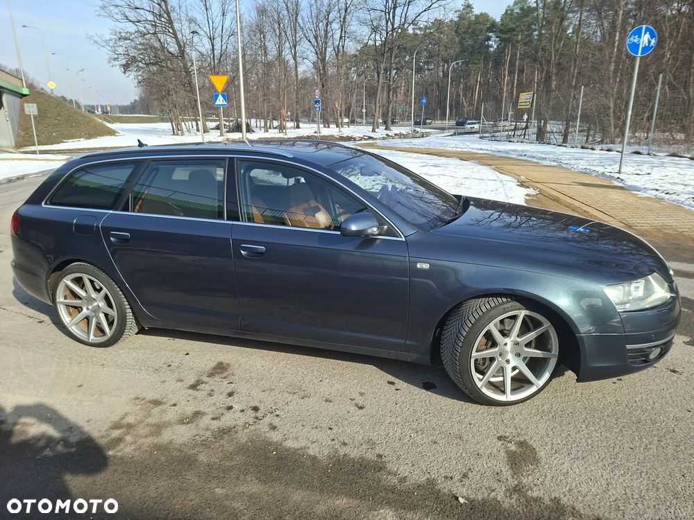 Audi A6 Avant 4.2 FSI Quattro Tiptronic - 12