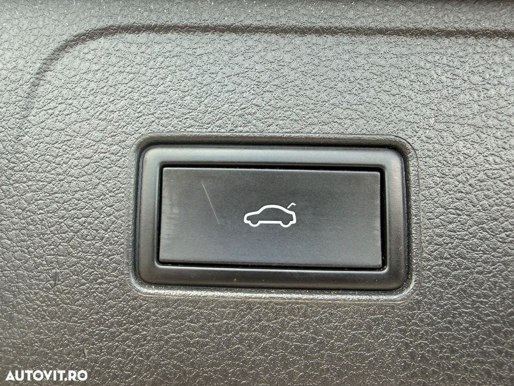 Volkswagen Passat - 19