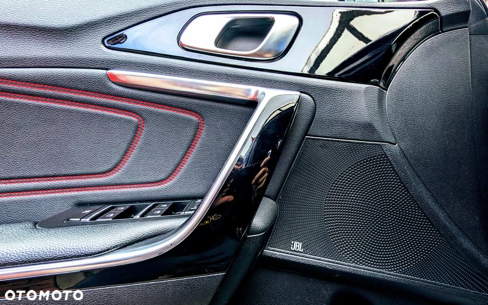 Kia ProCeed - 10