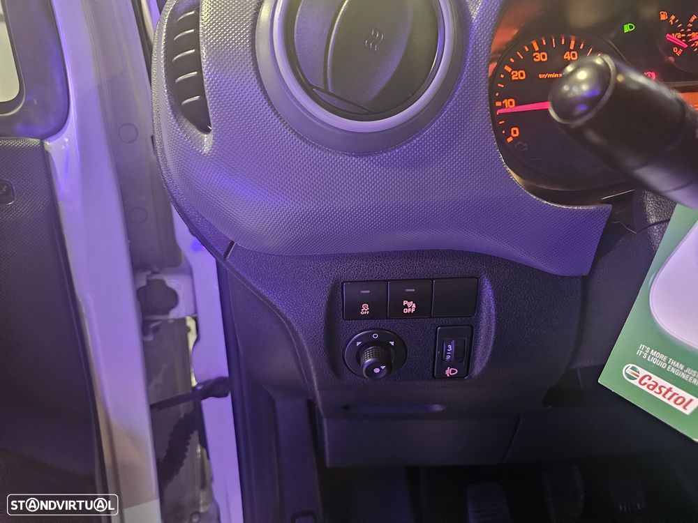 Peugeot partner - 19