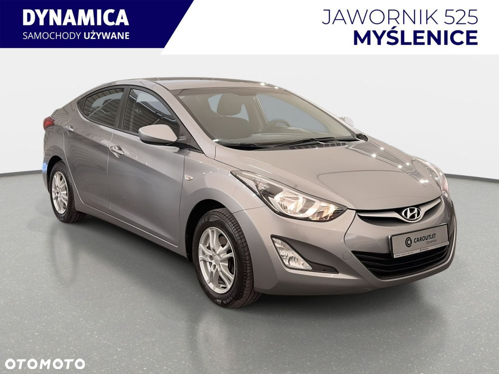 Hyundai Elantra - 1