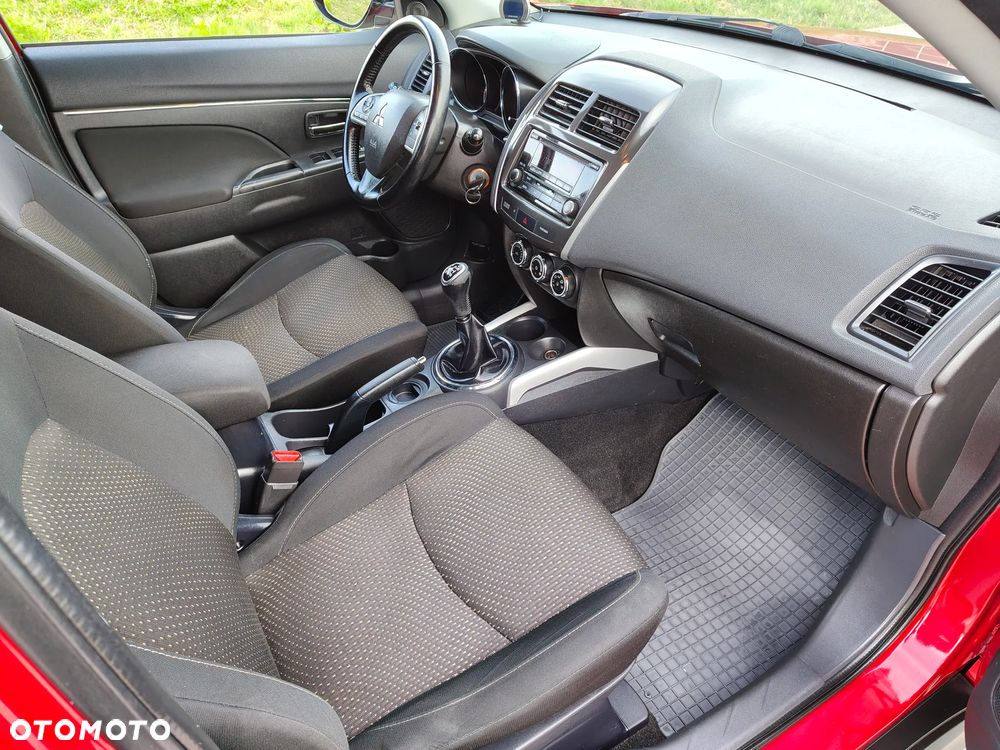 Mitsubishi ASX 1.6 Intense - 37