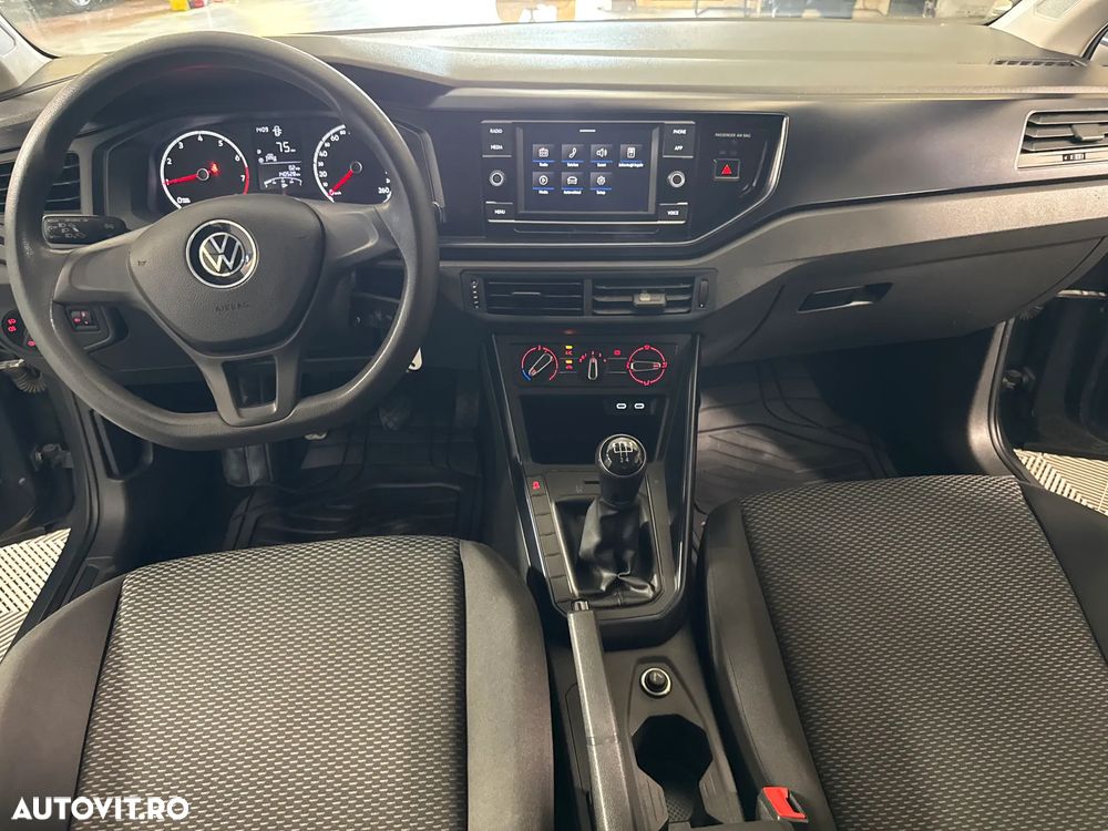 Volkswagen Polo - 10