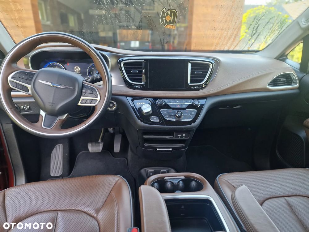 Chrysler Pacifica - 7