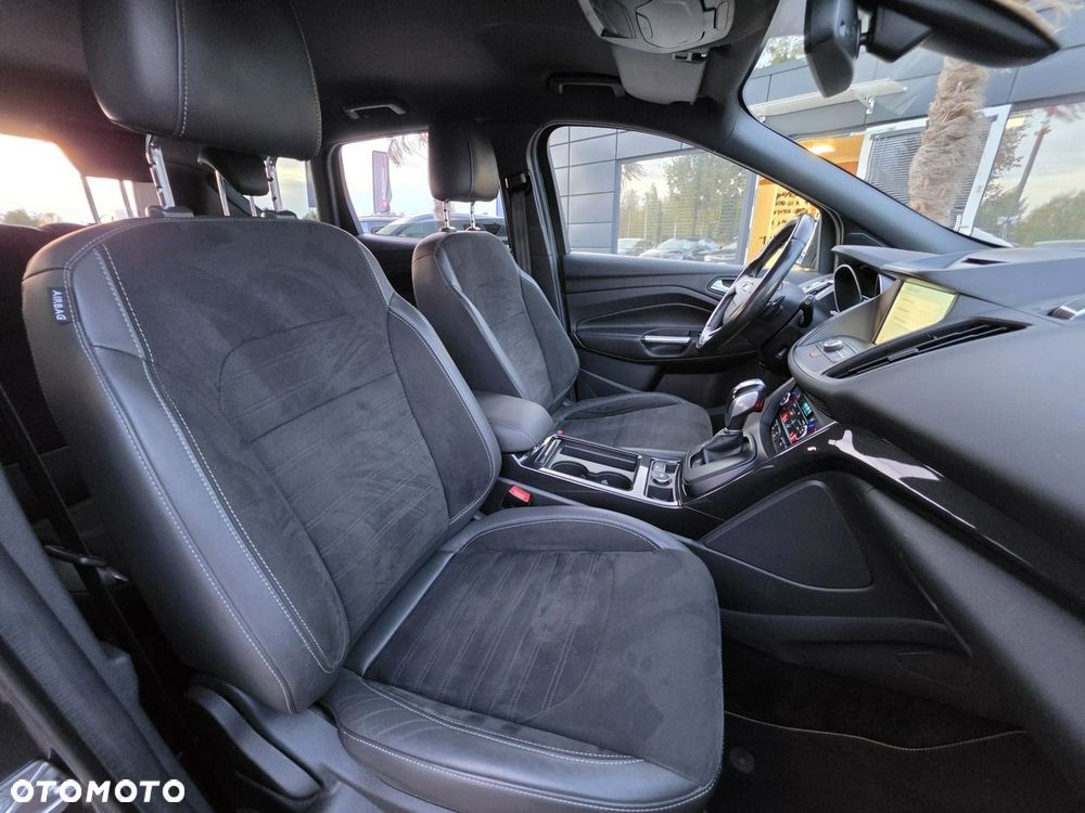 Ford Kuga 1.5 EcoBoost 4x4 ST-Line - 31