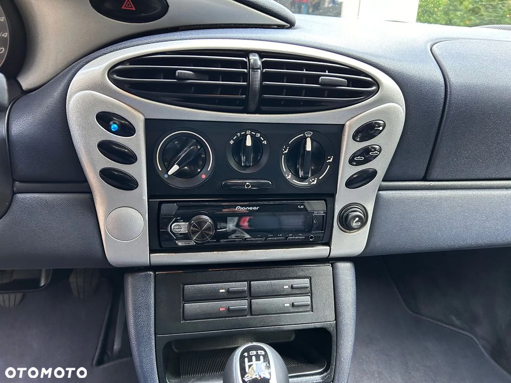 Porsche Boxster 2.5 - 8