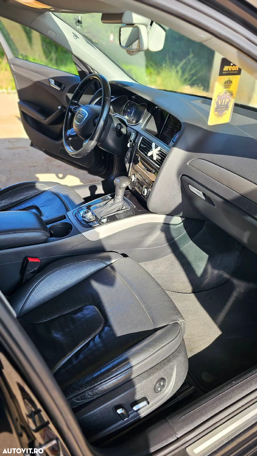 Audi A4 Avant 2.0 TDI DPF multitronic S line Sportpaket - 13