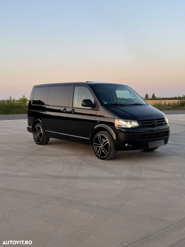 Volkswagen Multivan - 2