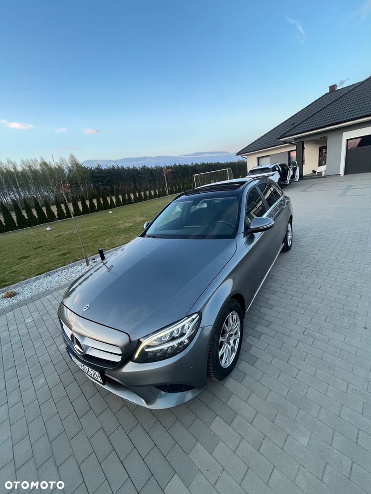 Mercedes-Benz Klasa C 180 d Exclusive - 10