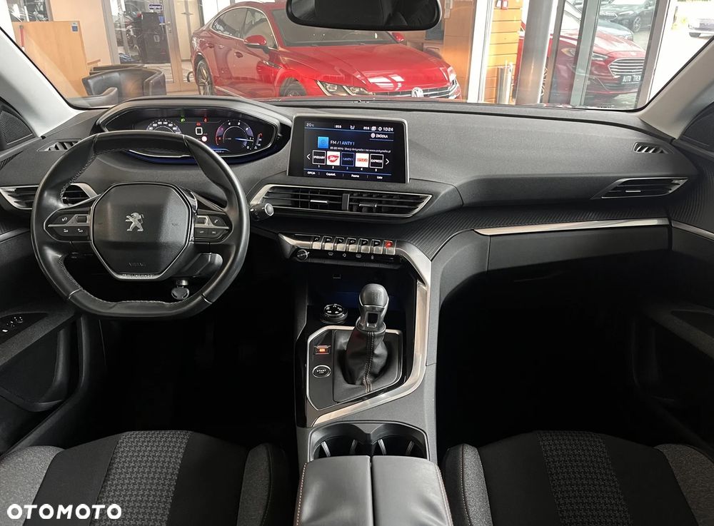 Peugeot 3008 1.5 BlueHDi Allure S&S - 9