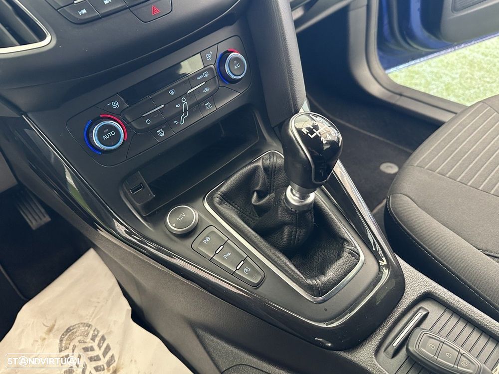 Ford Focus 1.5 TDCi Titanium - 15