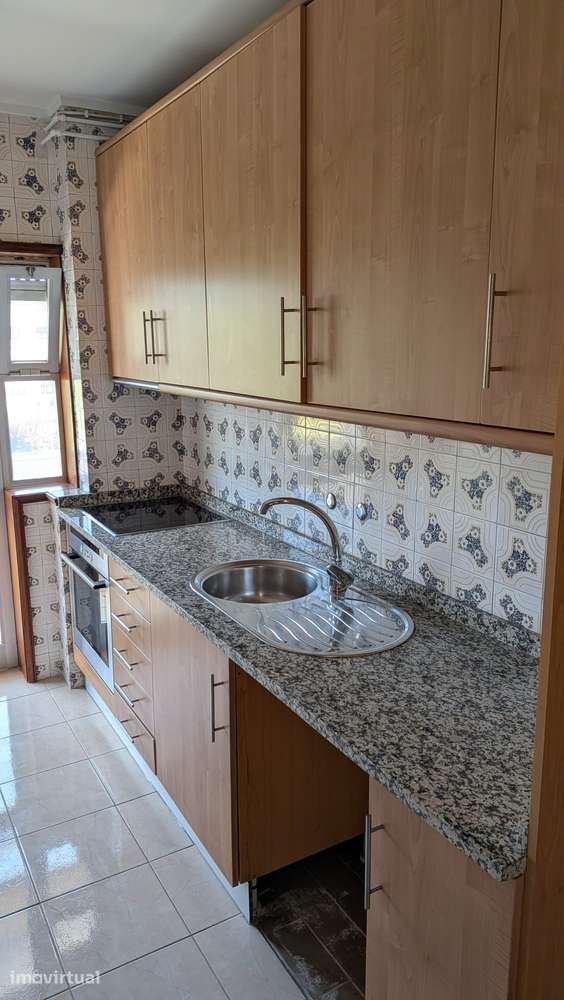 Arrendamento de apartamento T2 na Rua de São Vicente, 64 - Grande imagem: 2/12