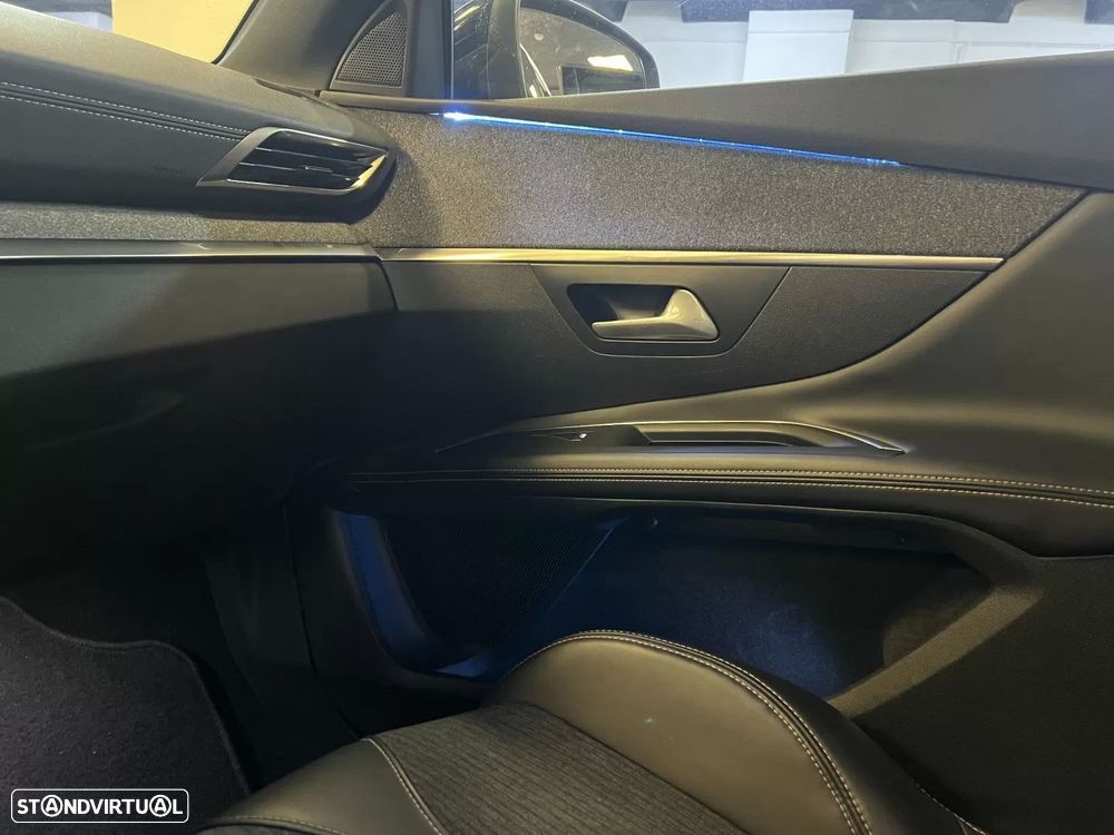 Peugeot 3008 1.2 PureTech GT Line - 27