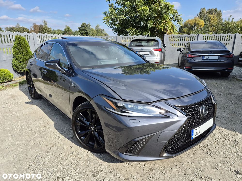 Lexus ES 300h F Sport Edition