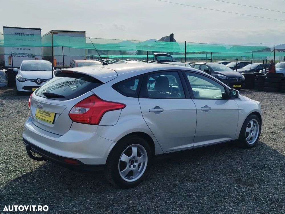 Ford Focus 1.6 TDCi DPF Start-Stopp-System Trend - 10