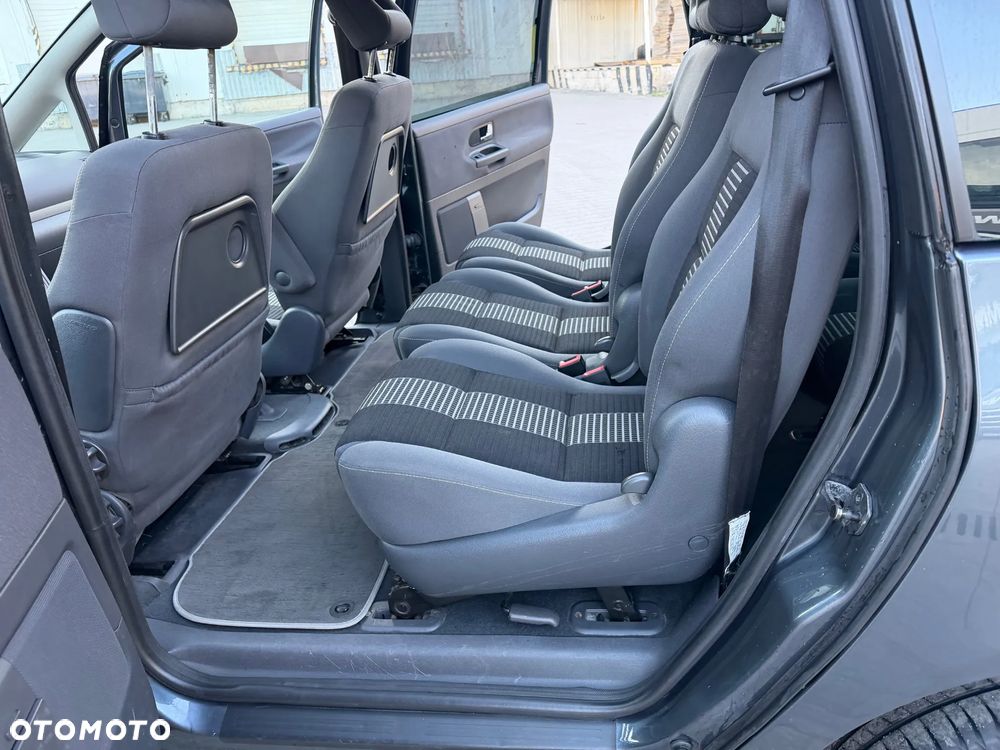 Volkswagen Sharan 1.9 TDI Comfortline Family - 8