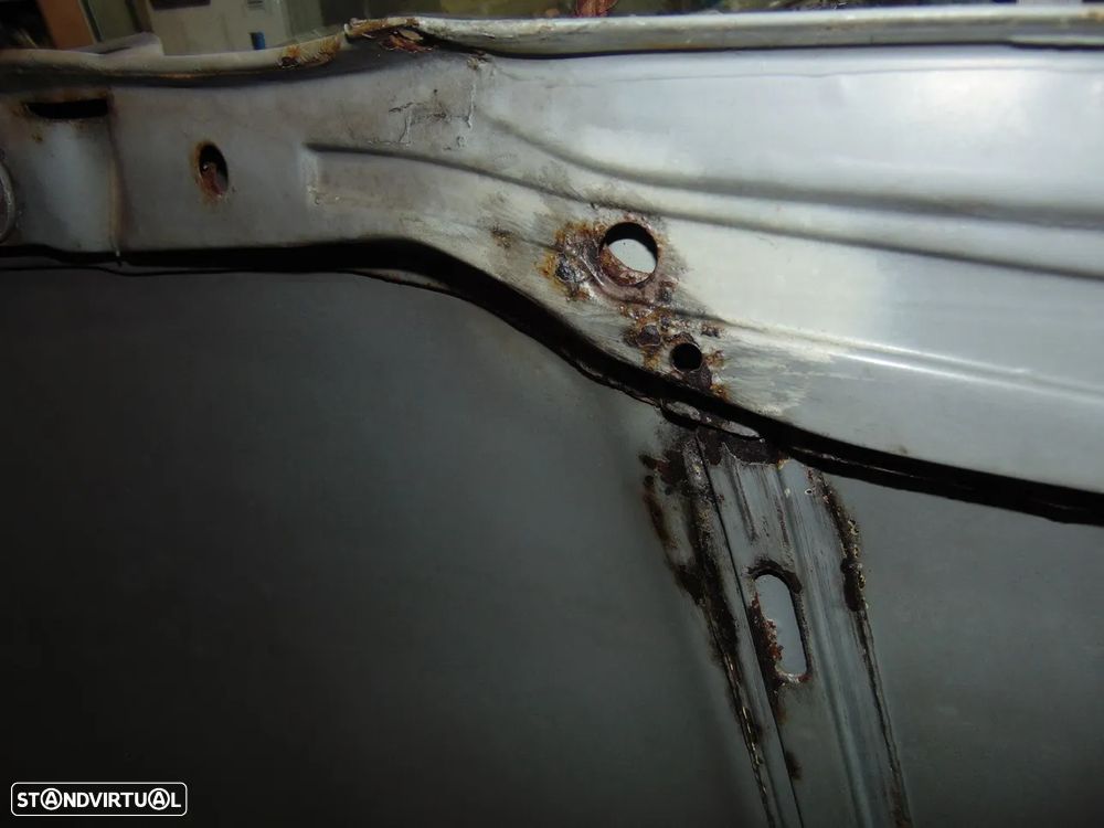 Mercedes W123 capot - 6