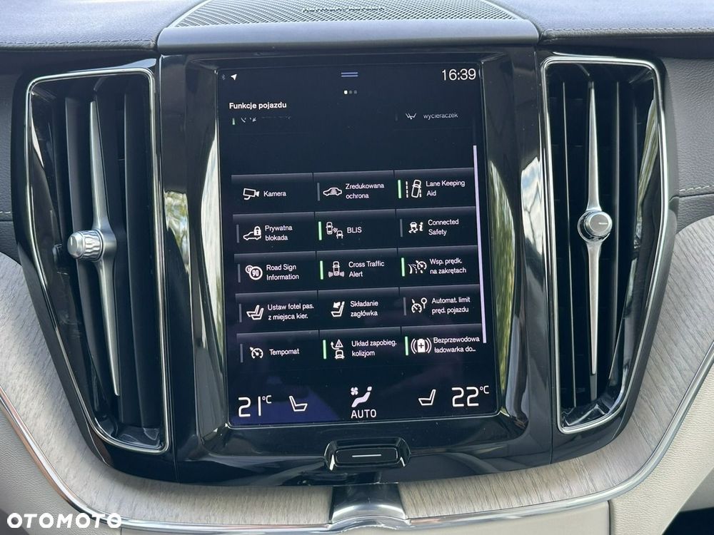 Volvo XC 60 - 32