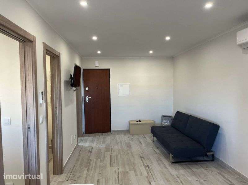 Arrenda-se Apartamento T1+1 - Grande imagem: 2/6