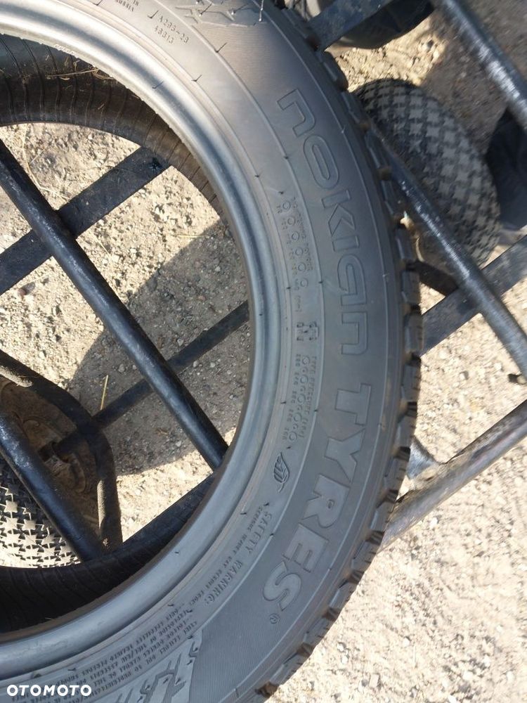 Opony zimowe 185.60.15 Nokian 8mm - 3