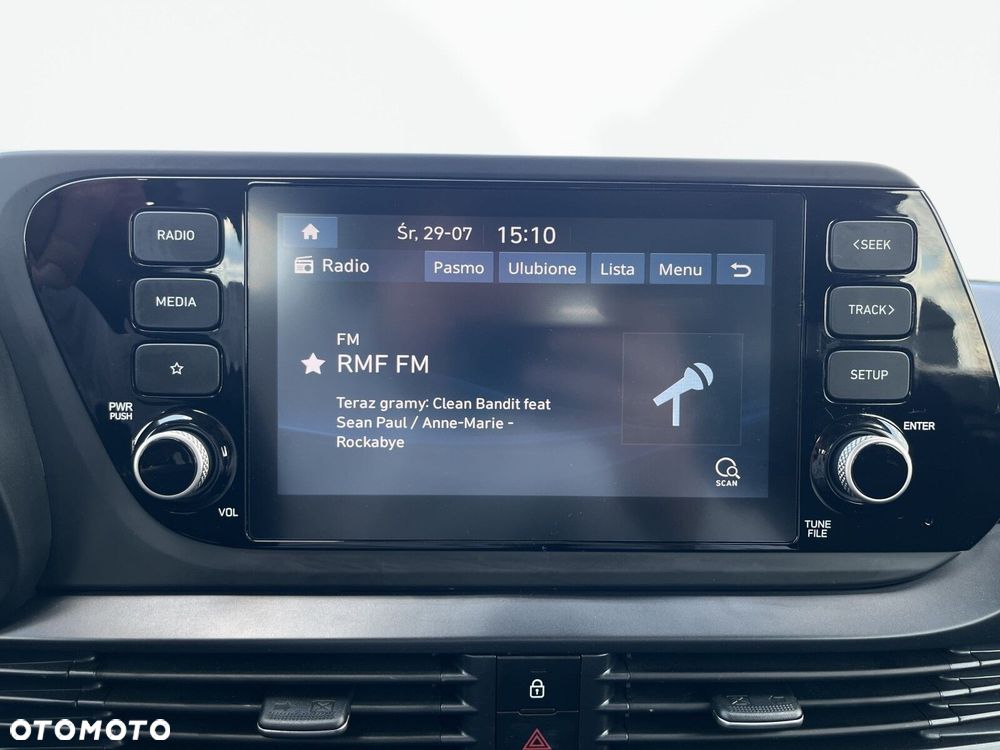 Hyundai i20 - 21