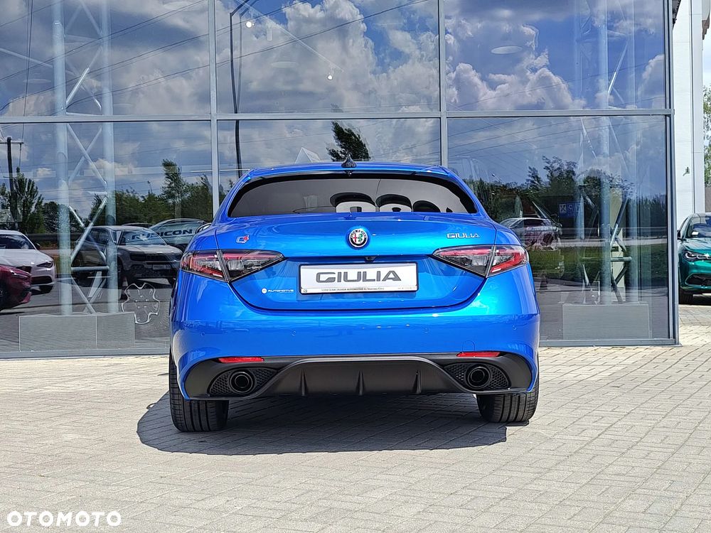Alfa Romeo Giulia 2.0 Turbo Veloce Q4 - 12